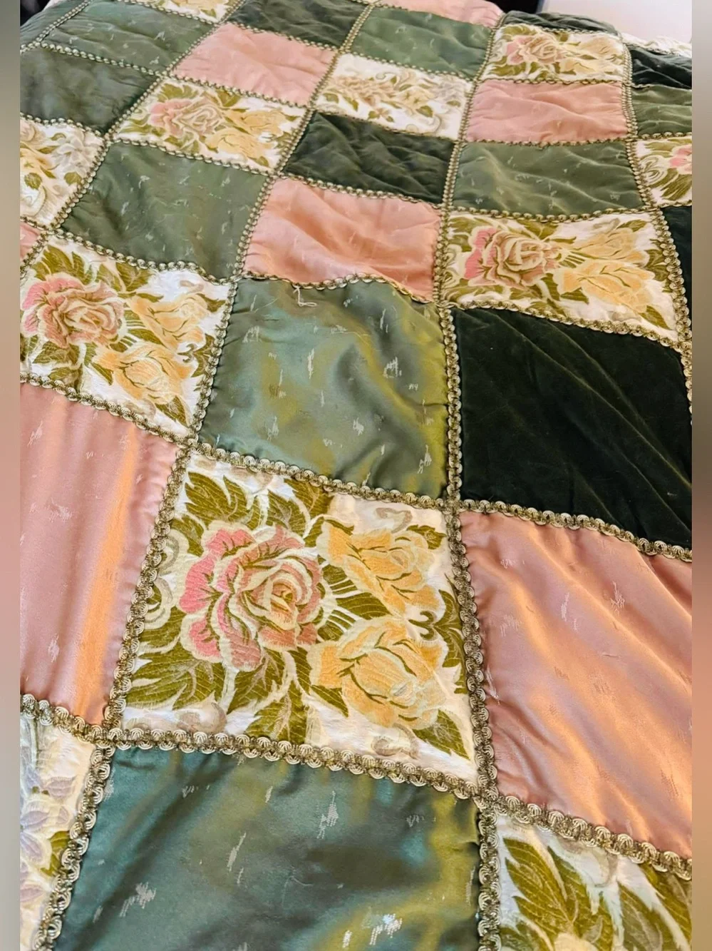 King plush velvet patch work comforter in lush greens pinks 2 matching shams